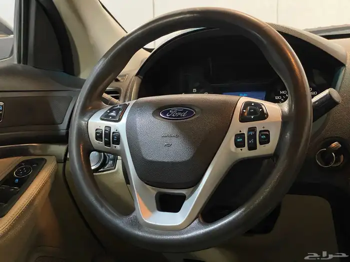 فورد اكسبلور 2015 بحاله نظيفه جدا جدا 10