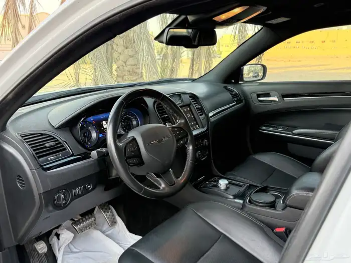 كرايزلر C300s موديل 2021 عالشرط نظيف 8
