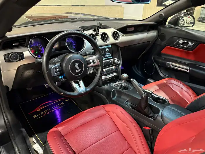 موستنج 2015 V4 جيرعادي (بحالة ممتازة) 5