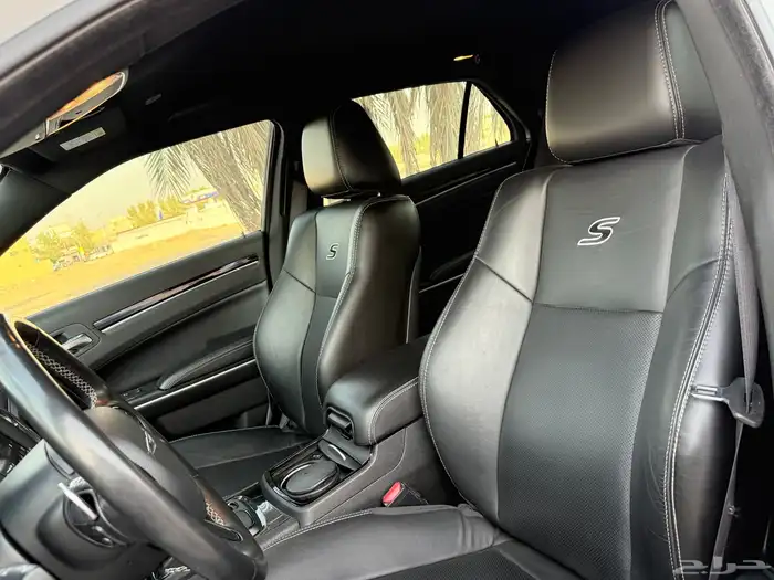 كرايزلر C300s موديل 2021 عالشرط نظيف 19