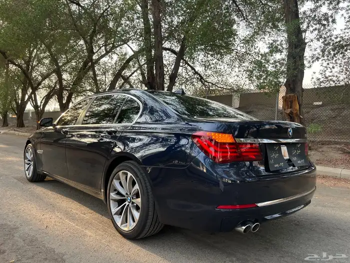 مخزن BMW 730LI الناغي 2015 مواصفات خاصة 0