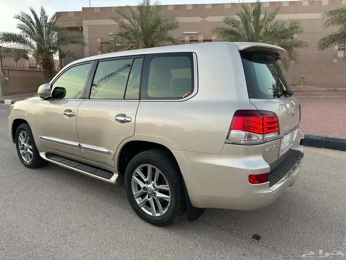 لكزس 2013 سعودي فل كامل DD بدي ومحركات شرط وكاله نظيف جدا 40