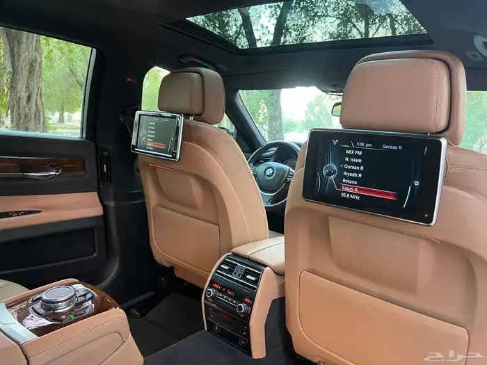 مخزن BMW 730LI الناغي 2015 مواصفات خاصة 44