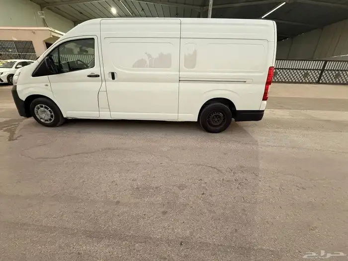 باص تايوتا 2020 4