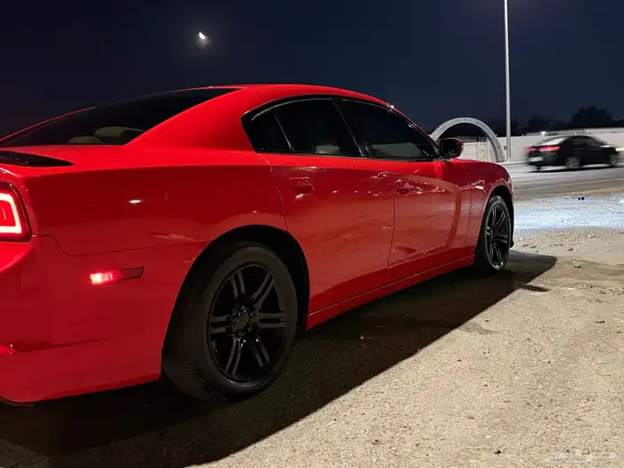 دودج شارجر 2012 5