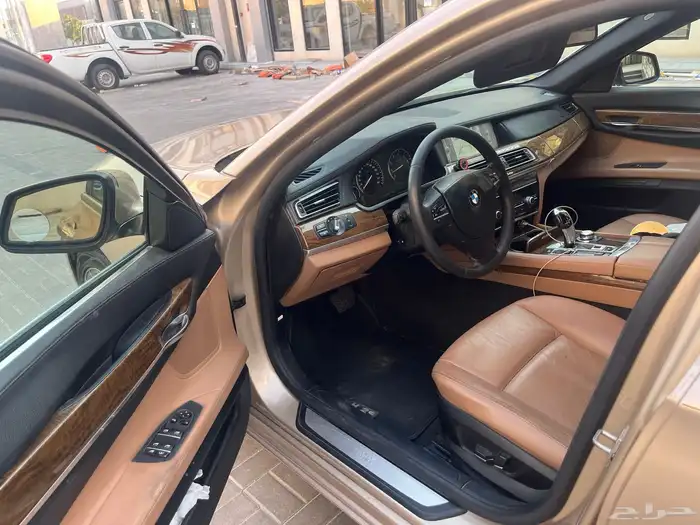 بي ام دبليو 2012 ناغي بسعر مناسب 8