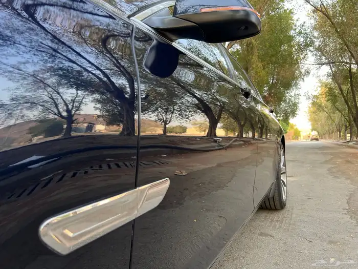 مخزن BMW 730LI الناغي 2015 مواصفات خاصة 36