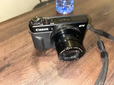 كاميرا Canon G7X Mark II   بحالة ممتازة index