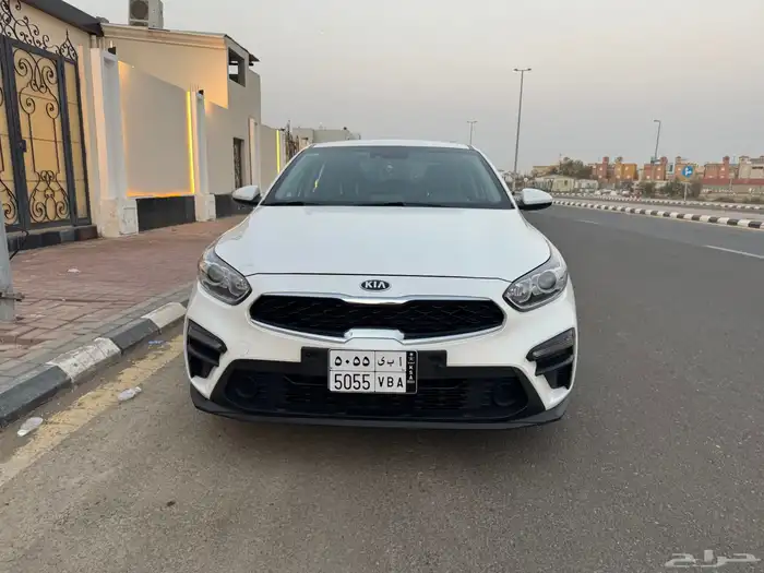كيا سيراتو وارد كوريا بنزين موديل 2021 4