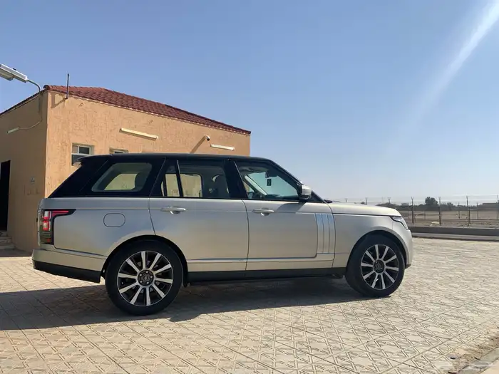 رنج روفر فوج 2014 نظيف 19