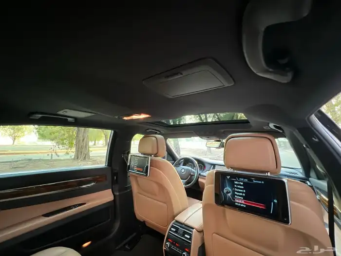 مخزن BMW 730LI الناغي 2015 مواصفات خاصة 95