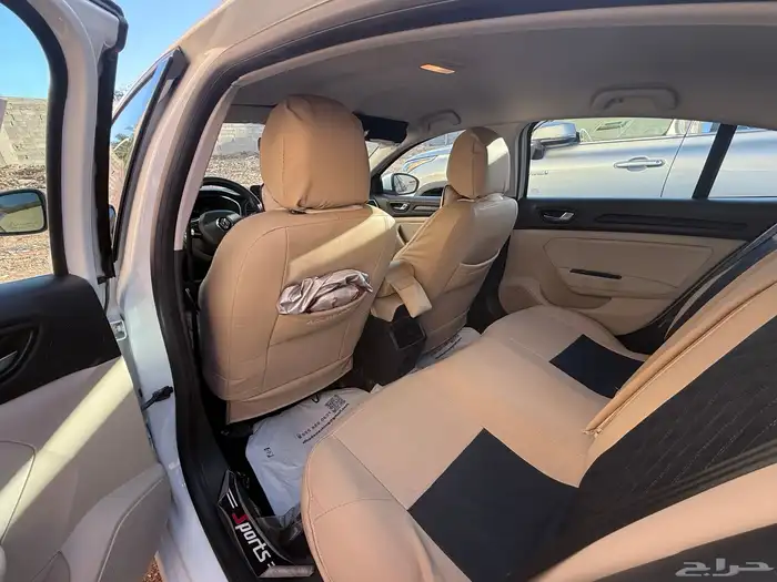 سياره رينو ميجان موديل 2020 4