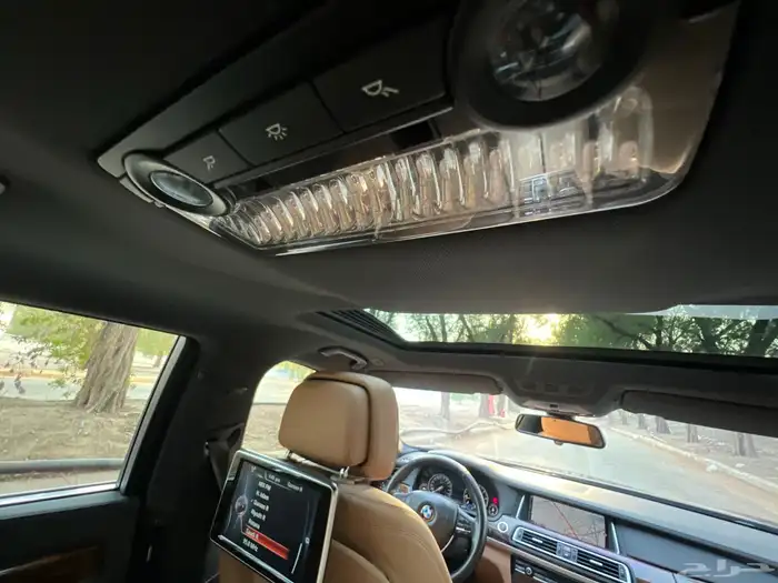 مخزن BMW 730LI الناغي 2015 مواصفات خاصة 47