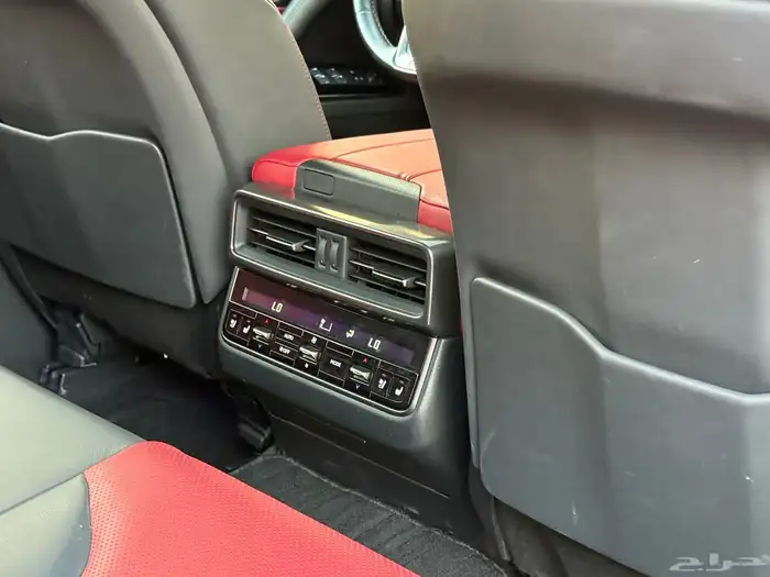 لكزس F-SPORT LX 600 2023 40