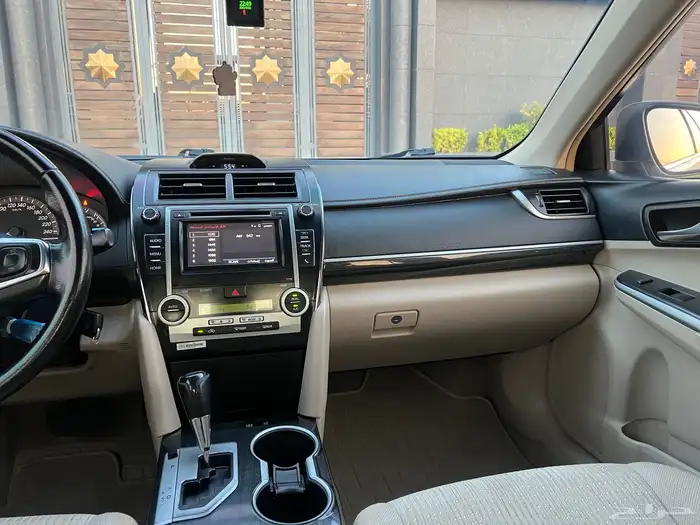 كامري 2017 فل كامل GLX بدي وكاله حتى صدامات وكاله نظيفه جدا 26