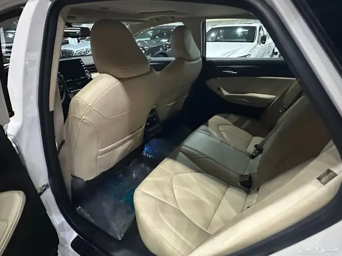 تويوتا افالون موديل 2022 تورينق نظيفه جدا 8