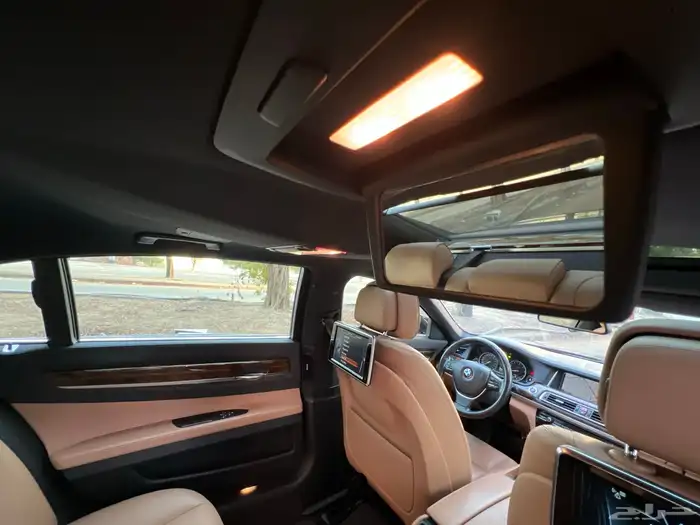 مخزن BMW 730LI الناغي 2015 مواصفات خاصة 50