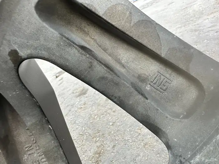 جنوط لكزز اصلي وكاله  مقاس 21 4