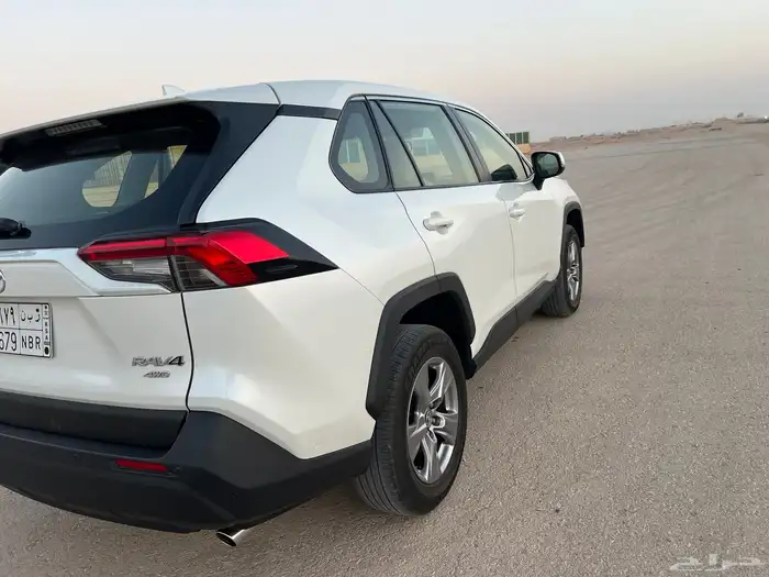 تويوتا راف فور 2022 5