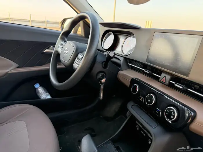 اكسنت 2025 لون رمادي 14