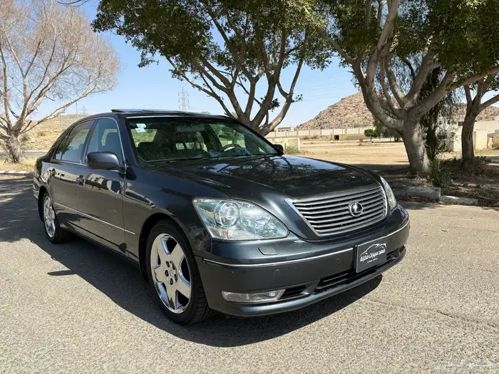 لكزس 2004 أمريكي 1