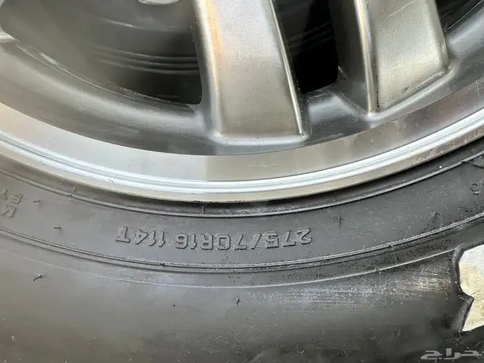 جنوط الحميد جيب ربع او شاص مع كفرات دنلوب 275.70.16 ت22 21