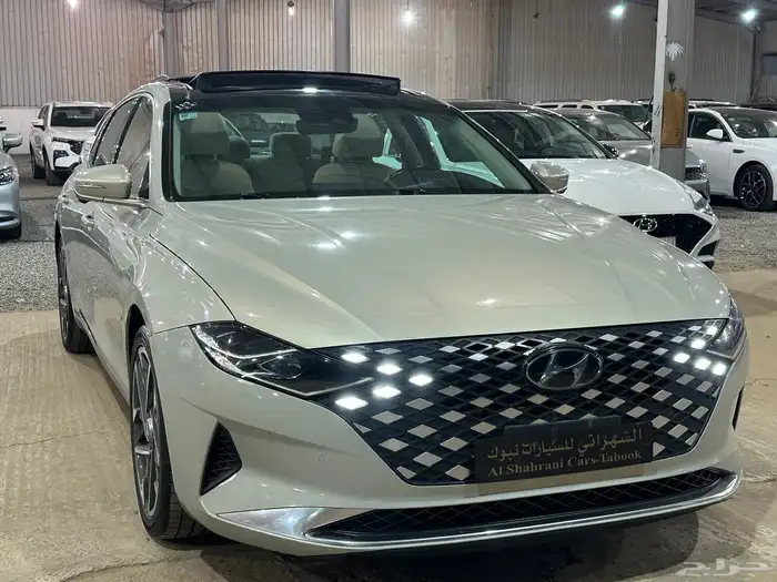 ازيرا بريميوم V6 موديل 2022 فل كامل 4