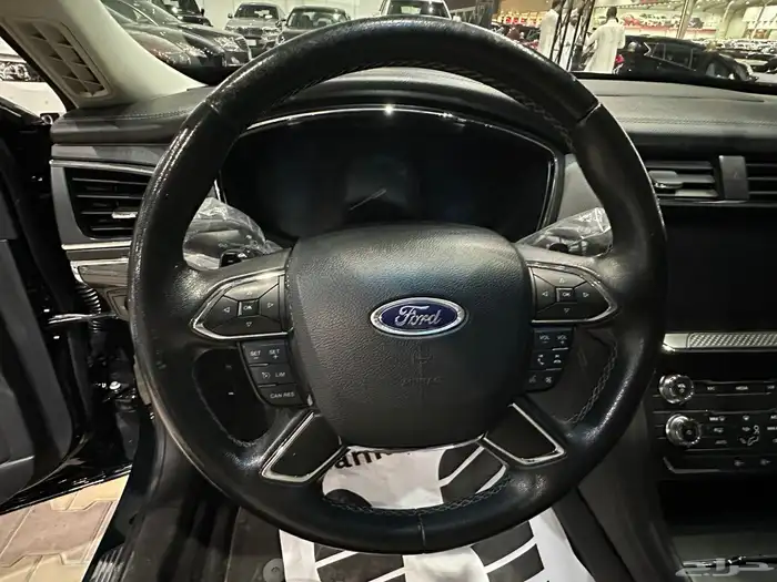 فورد تورس موديل 2022 استاندر نظيفة 14