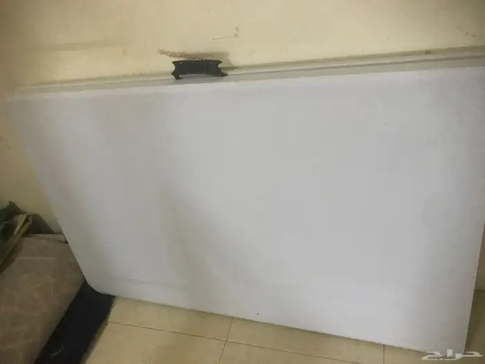 طاوله للبيع 0