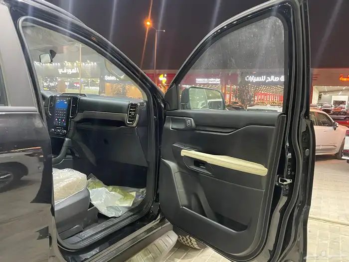 فورد ايفرست 2025 XLS ديزل دبل 7 مقاعد توكيلات الجزيره- 2.0D 19