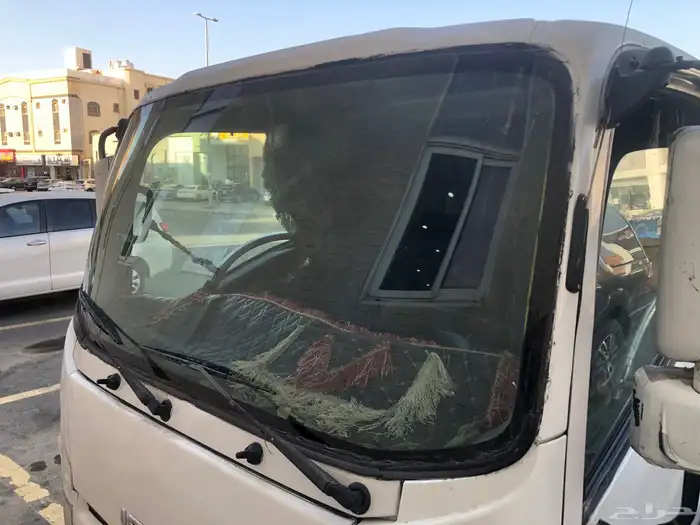 ايسيزو قلاب 3طن 17