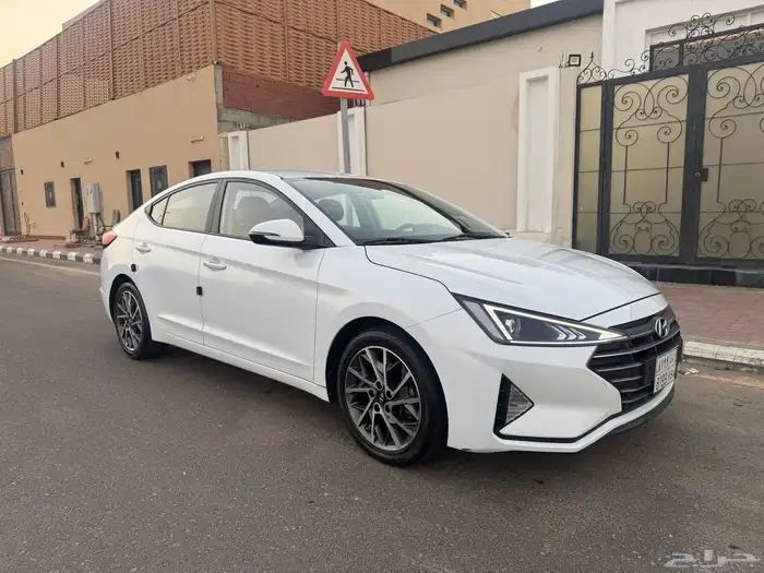 هيونداي النترا وارد كوريا بنزين موديل 2020 0