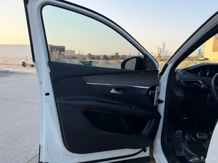 بيجو 5008 - موديل 2024 - أعلى فئة GT lin - مالك اول- م سعودى 9