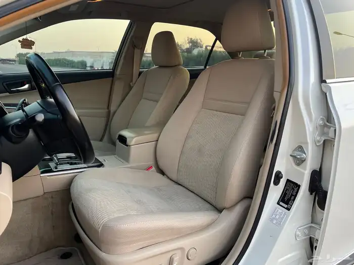 كامري 2017 فل كامل GLX بدي وكاله حتى صدامات وكاله نظيفه جدا 20