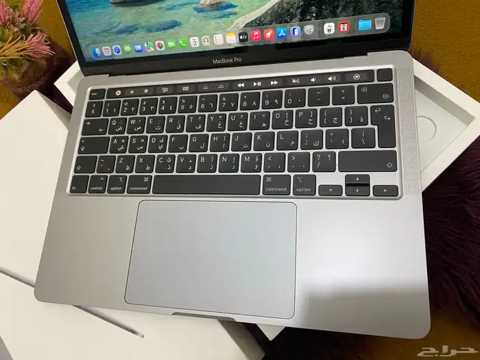 ماك بوك برو نظيف جدا 8