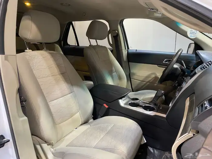 فورد اكسبلور 2015 بحاله نظيفه جدا جدا 17