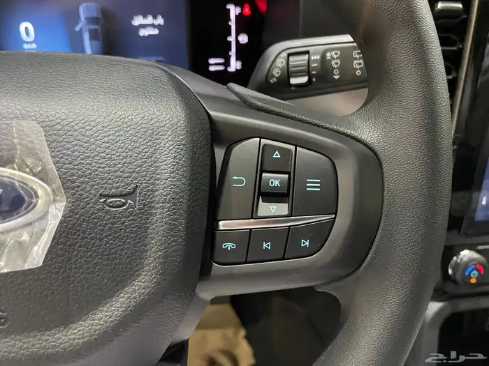 فورد ايفرست 2025 XLS ديزل دبل 7 مقاعد توكيلات الجزيره- 2.0D 15