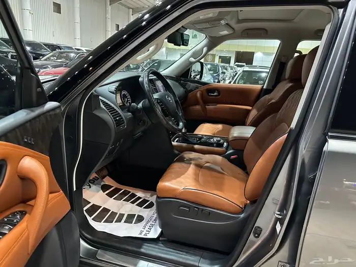 نيسان باترول بلاتينيوم موديل 2021 فل كامل 8 سلندر 5