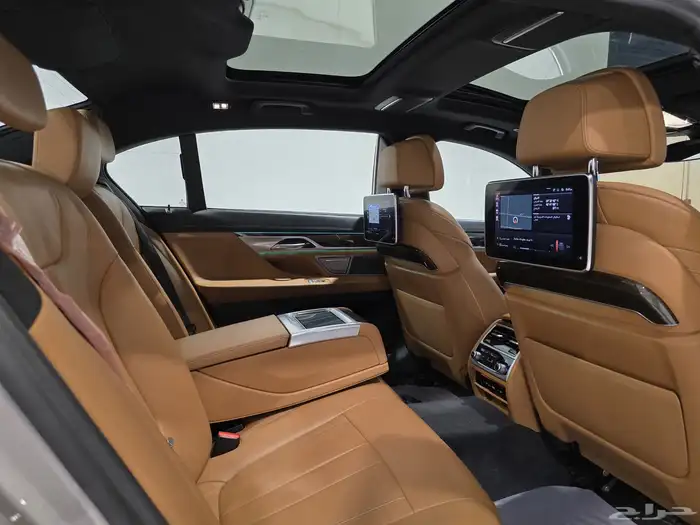 بي ام دبليو 730Li موديل 2022 بحاله الوكاله 8