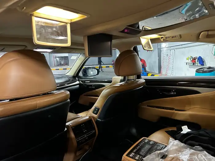 لكزس 460 لارج سعودي 11