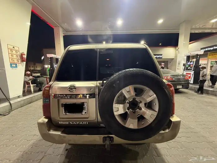 فتك سوبر سفاري نيسان 2008 فل كامل تماتيك ذهبي صالون 1
