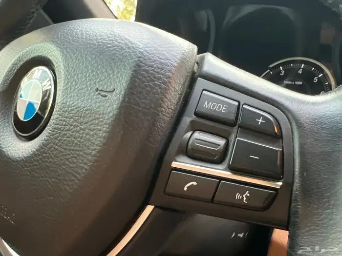 مخزن BMW 730LI الناغي 2015 مواصفات خاصة 76