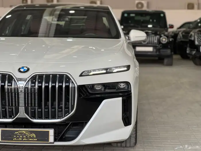 بي ام دبليو 740 موديل 2023 3