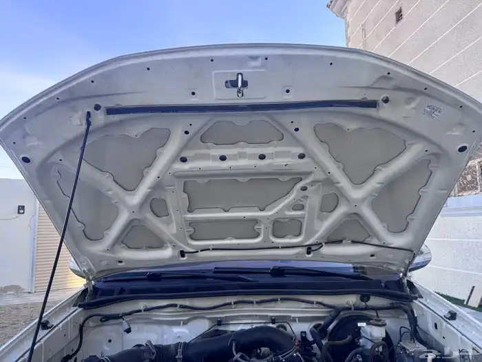 هايلوكس مخزن ( بريمي ) 99