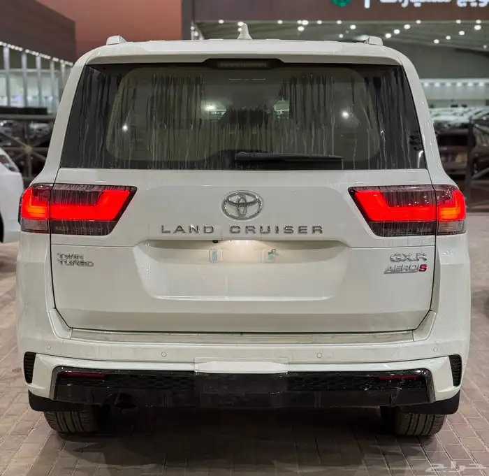 تويوتا لاندكروزر ( GXR-S ) 2025 كويتي ( 329 ) شامل بطاقه 2