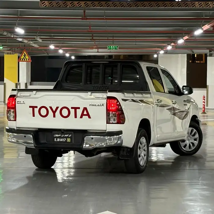 تويوتا هايلوكس غمارتين GLX 2019 بقمه النظافه 3