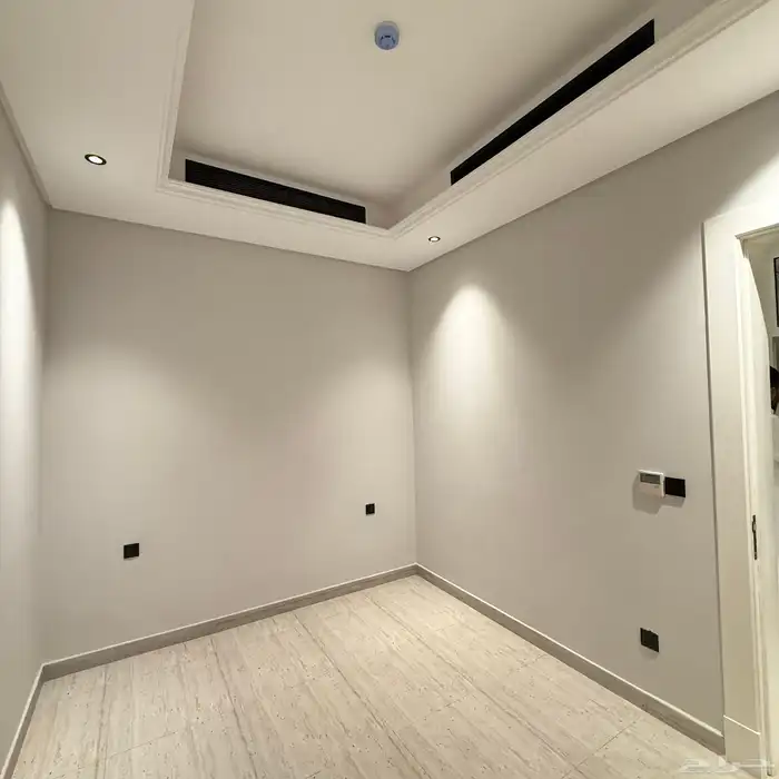 شقة للإيجار حي النخيل 17