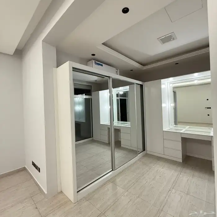 شقة للإيجار حي النخيل 21