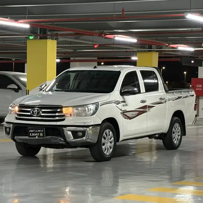 تويوتا هايلوكس غمارتين GLX 2019 بقمه النظافه 7