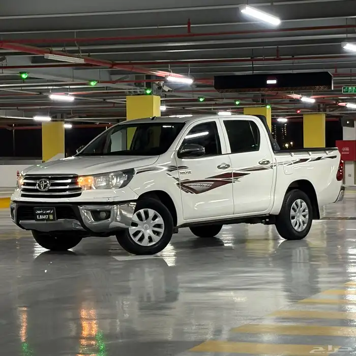 تويوتا هايلوكس غمارتين GLX 2019 بقمه النظافه 0